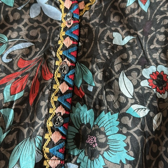 Johnny Was Black 100% Silk Tunic, Partial Button Front, Sz Large - Picture 3 of 8